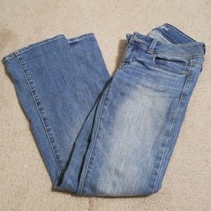 American Eagle medium wash jeans size 0